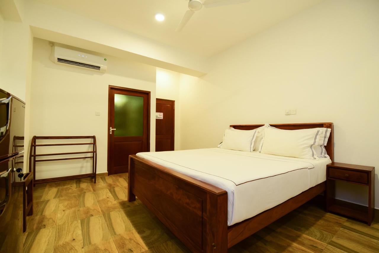Chaaya Inn Hotel Hikkaduwa Exterior foto